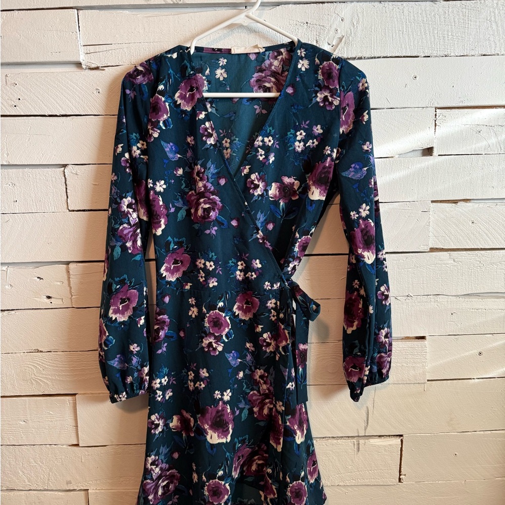 Peach Love California Floral Wrap Dress in Purple and Blue